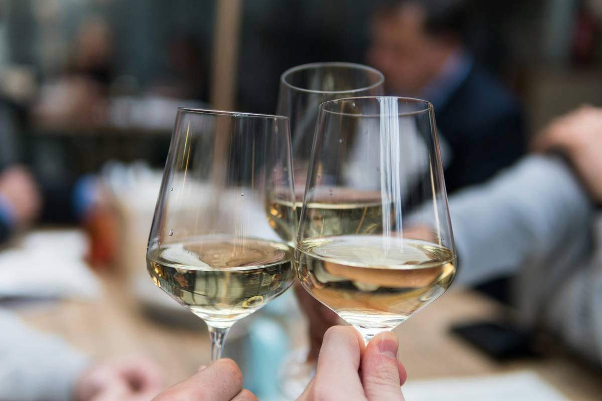 Low-Footprint Organic Wines: Sip Sustainably Without Sacrificing Flavor
